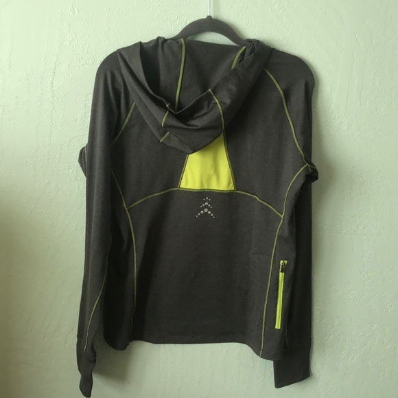 REI Half Zip - Picture 2 of 3